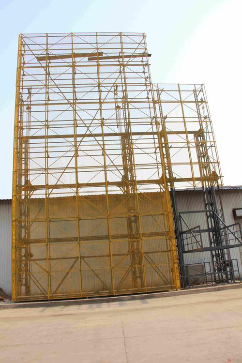 龍城公司第三代附著式升降腳手架 以創(chuàng)新驅(qū)動安全與效率新標(biāo)桿